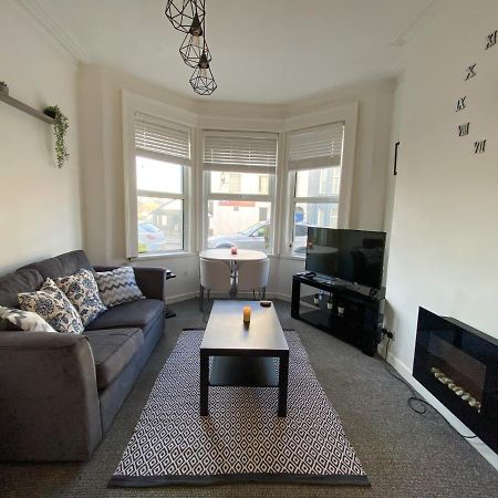 Cheap & Cheerful Apartment Near Bangor Marina Exterior foto