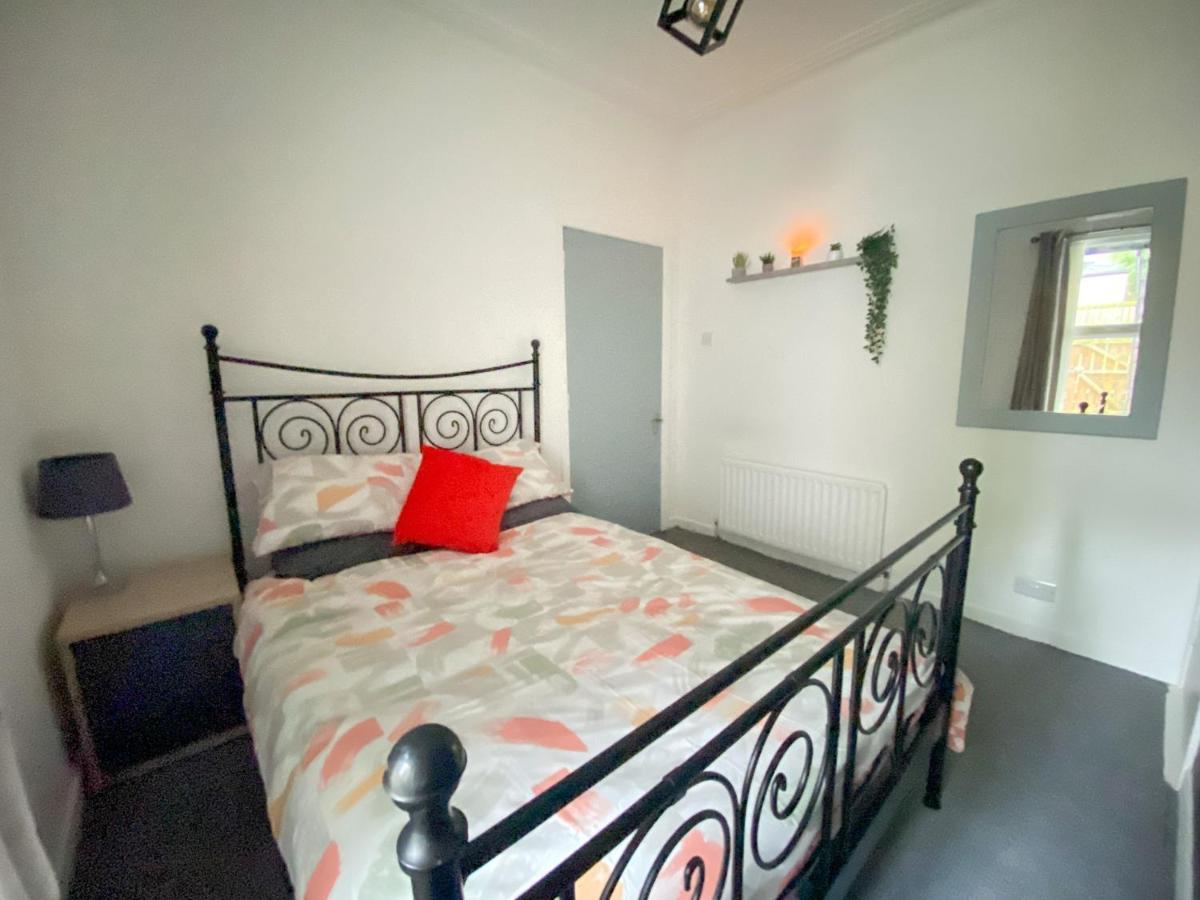 Cheap & Cheerful Apartment Near Bangor Marina Exterior foto